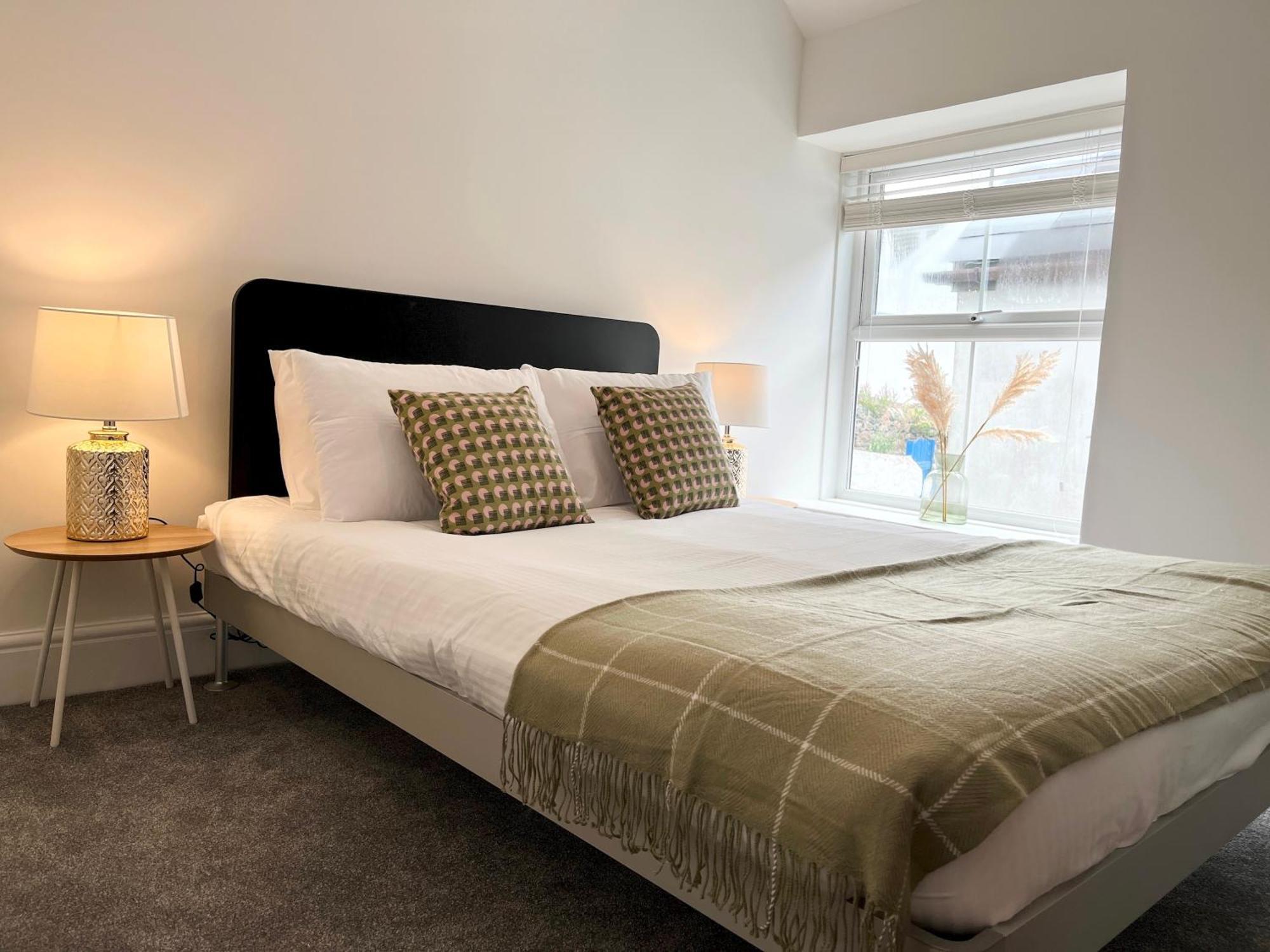 Spacious Home Near Seafront & Train Station 5 Bed Sleeps 10- Central Penzance Bagian luar foto